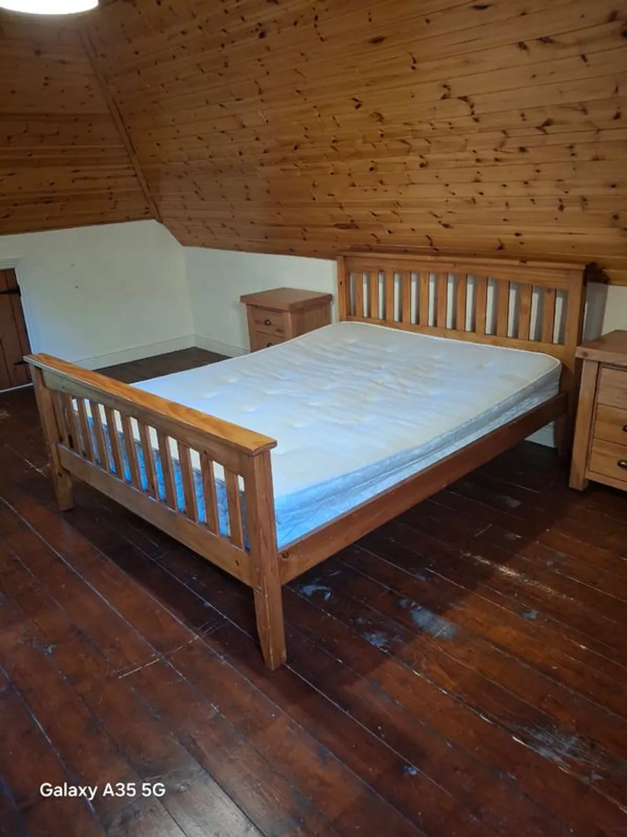 Bed - Image 3