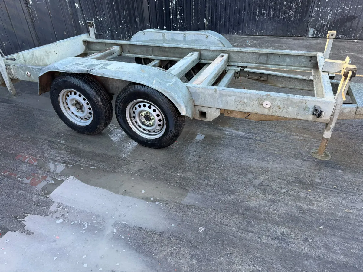 Twin-axle chassis generator trailer - Image 4