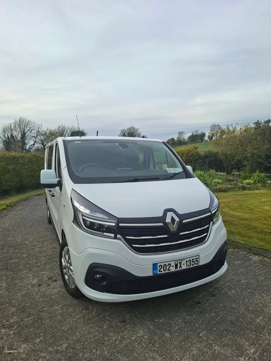 Renault traffic crewcab - Image 2