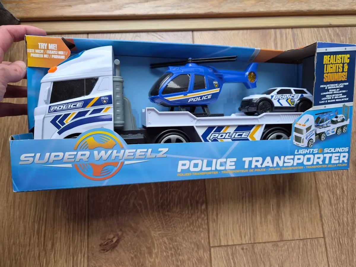 Police transporter BRAND NEW - Image 1