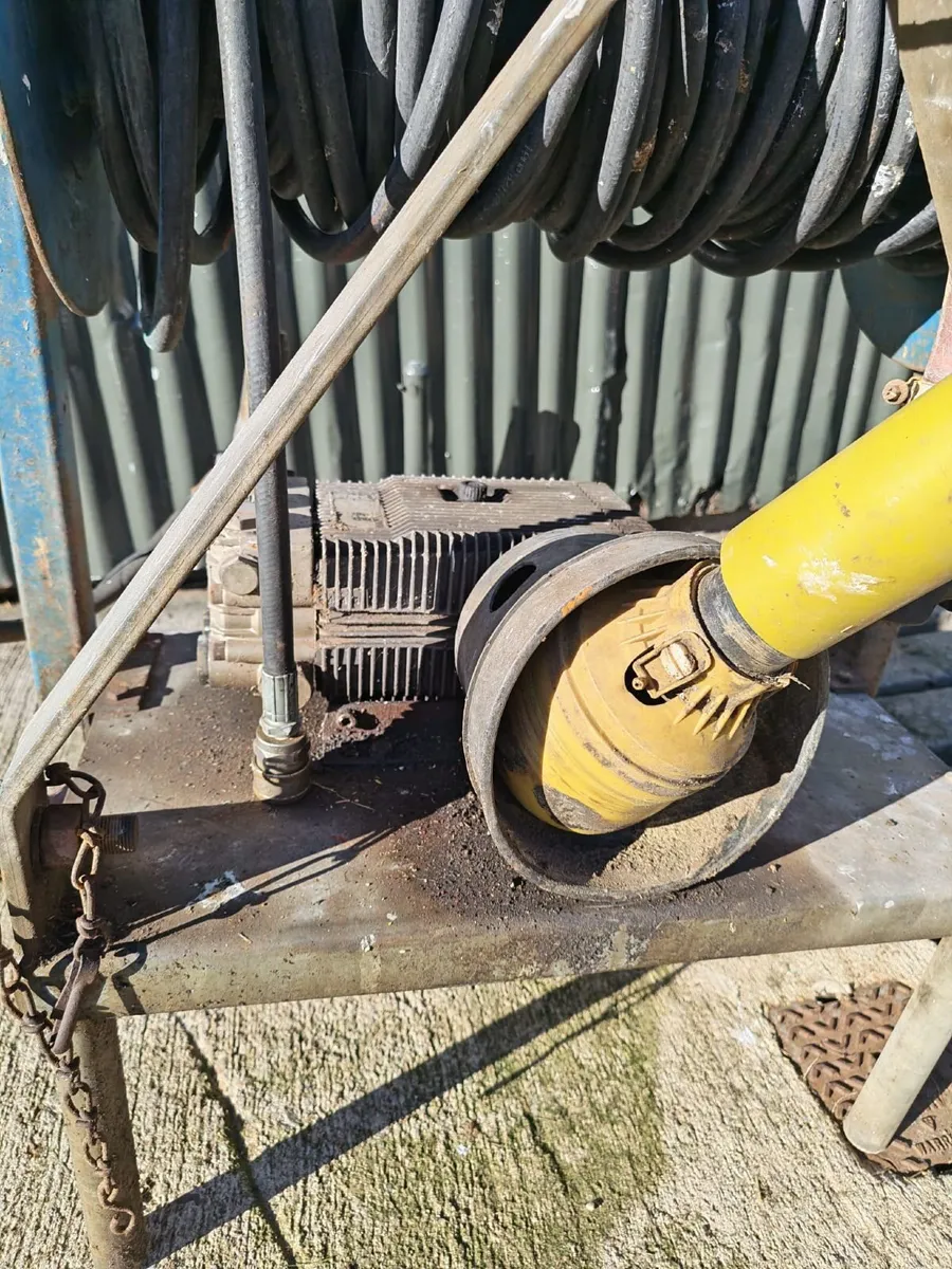 Power washer 3,000psi - Image 3