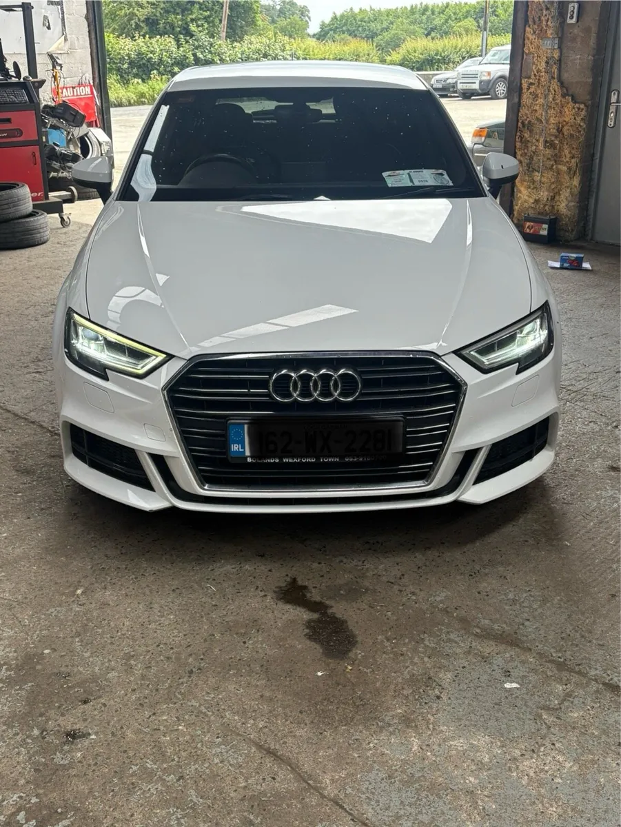 Renault Megane DRL repair - Image 4
