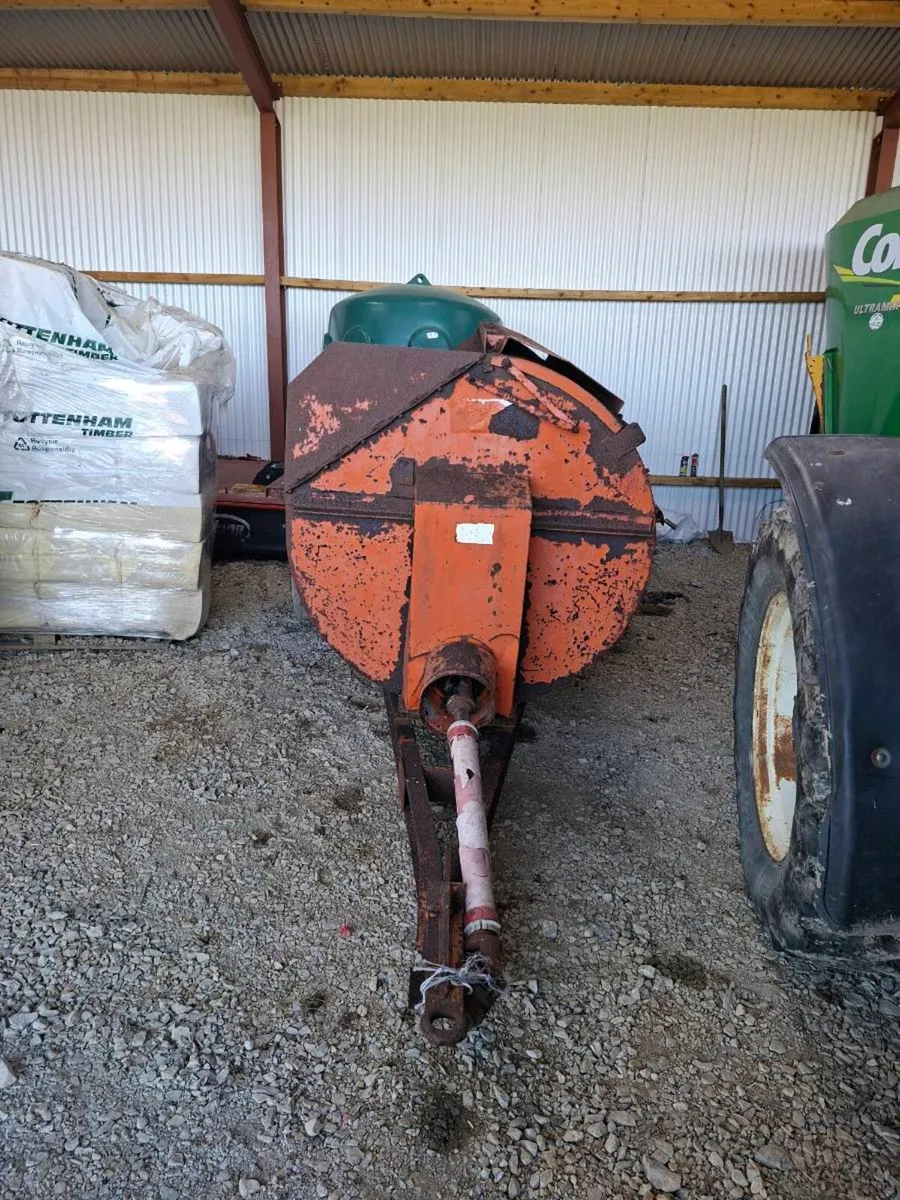 Side spreader muck spreader - Image 2