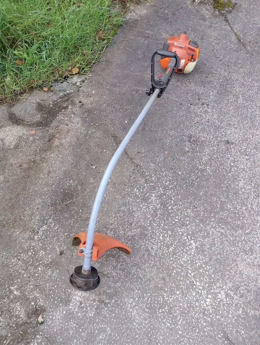 Husqvarna 322c strimmer - Image 1