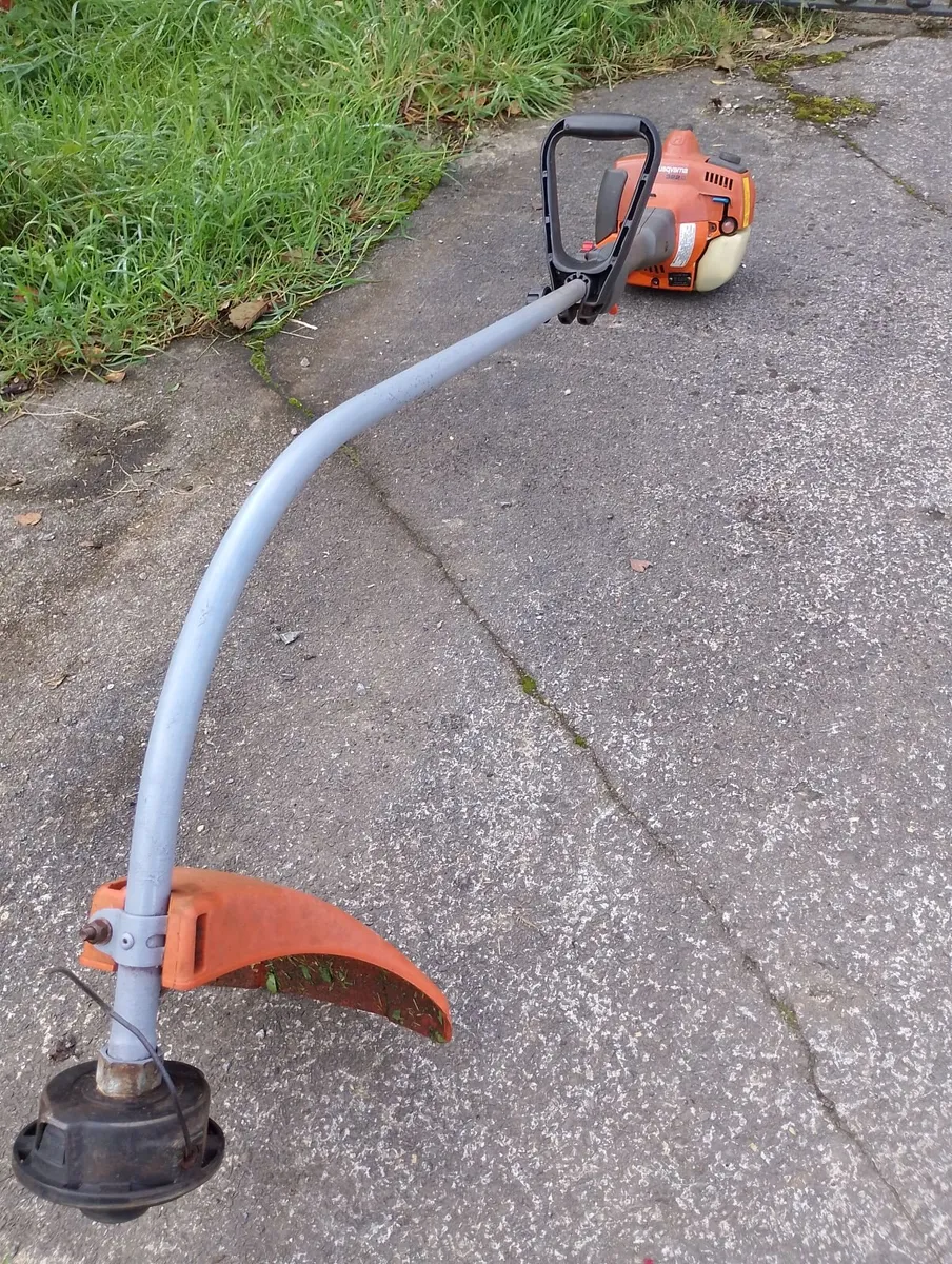 Husqvarna 322c strimmer - Image 2