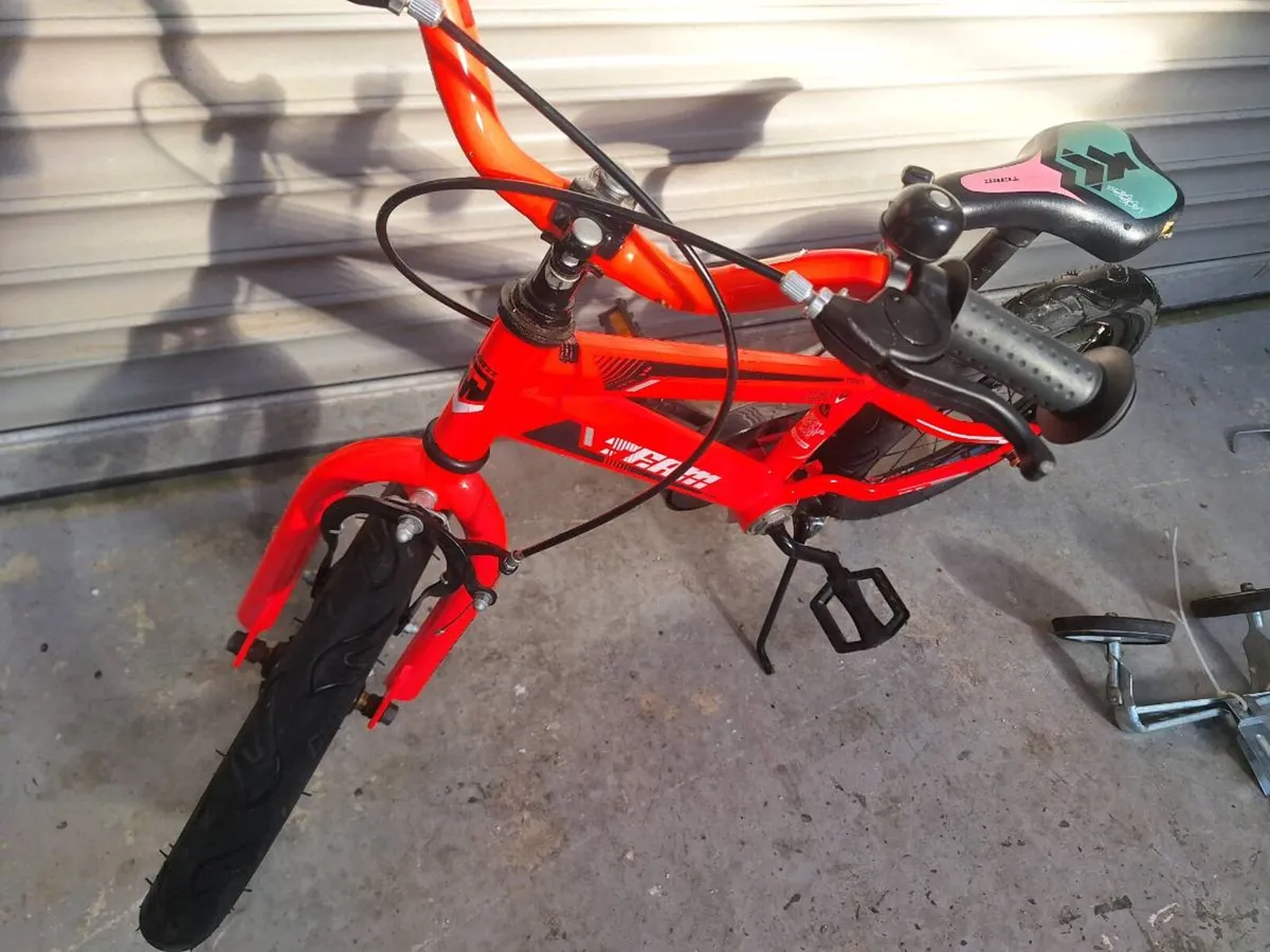 Bicycle - Image 4