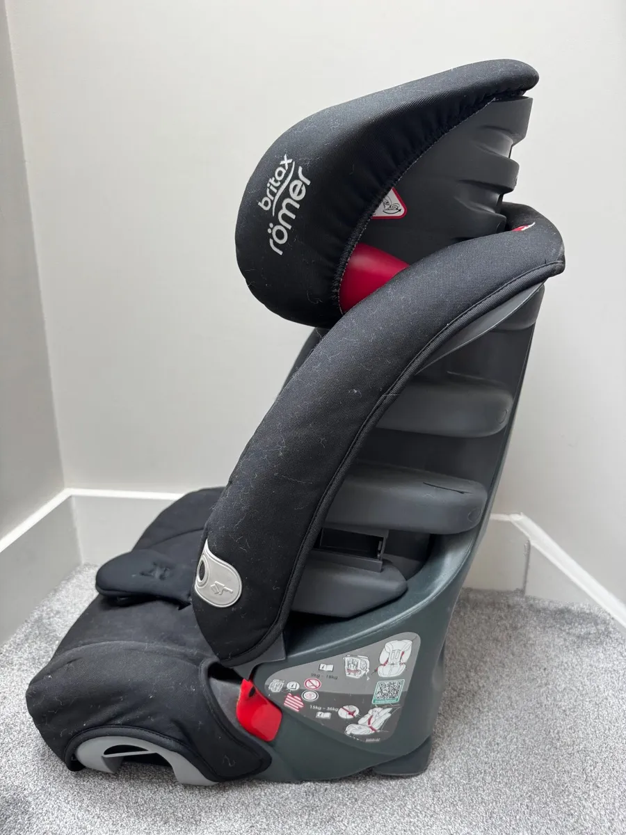 Britax Römer Child Car Seat - Image 2