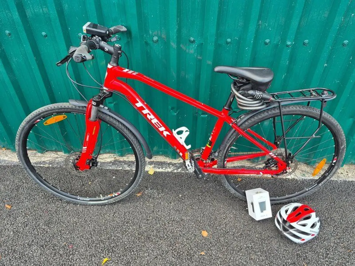 Ladies Hybrid Trek Bike - Image 4