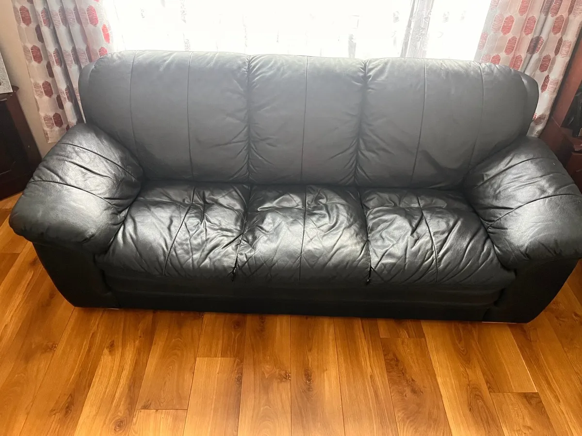 3+2 black leather couch - Image 3