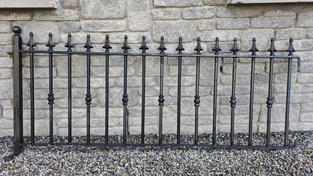 Galvanised Steel Railing (7.2m length) - Image 2