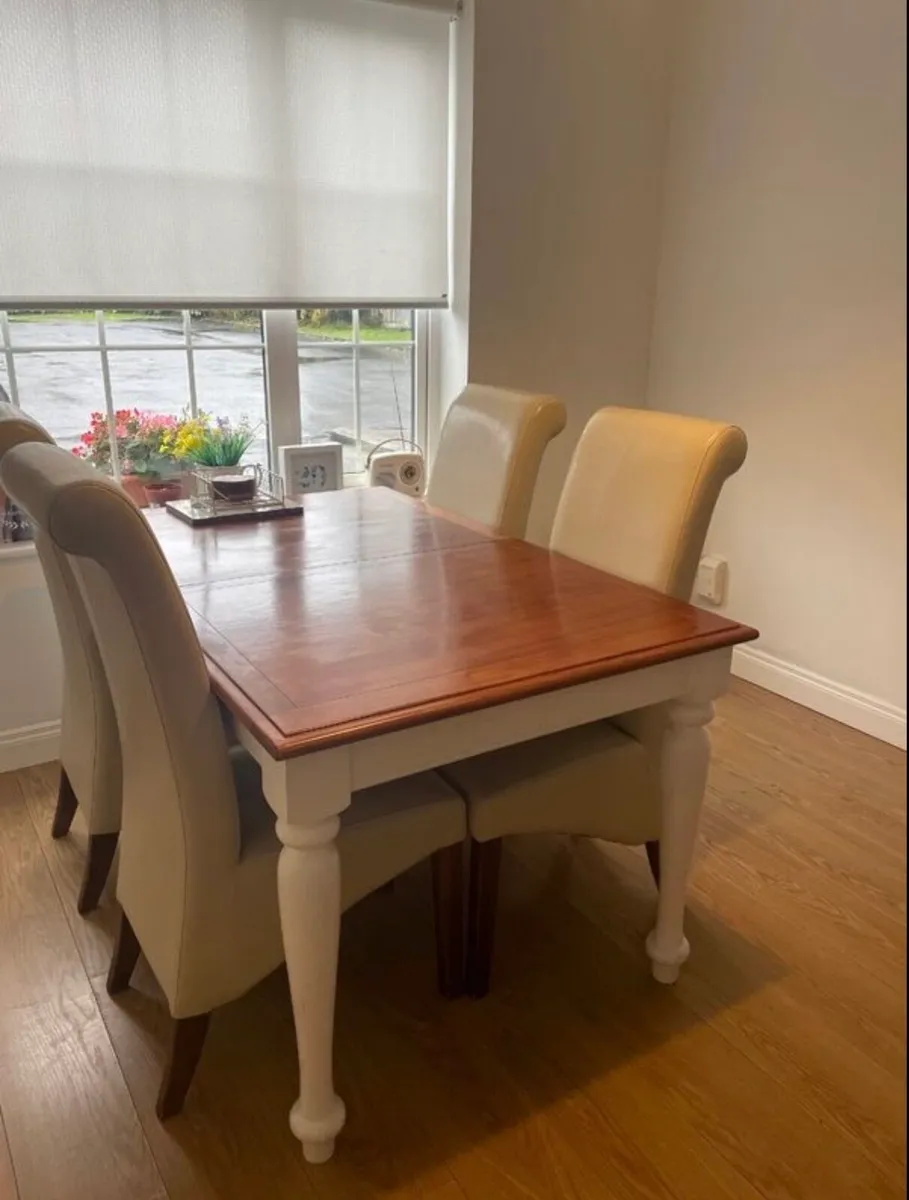 Dining Table & Chairs - Image 3