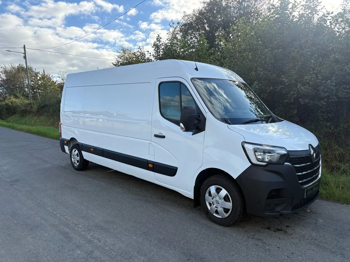 2023 (231) RENAULT MASTER BUSINESS + LM35 - Image 4