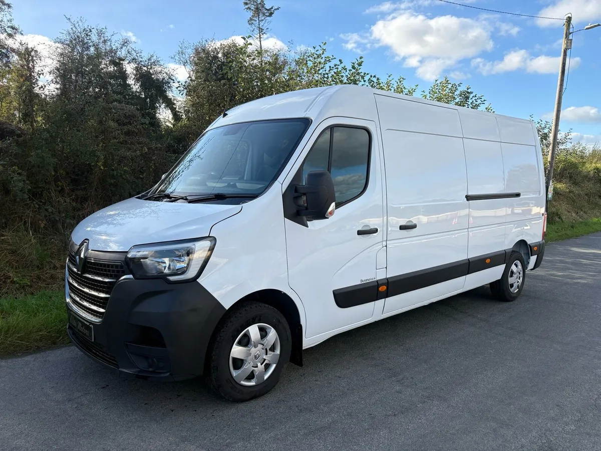 2023 (231) RENAULT MASTER BUSINESS + LM35 - Image 1