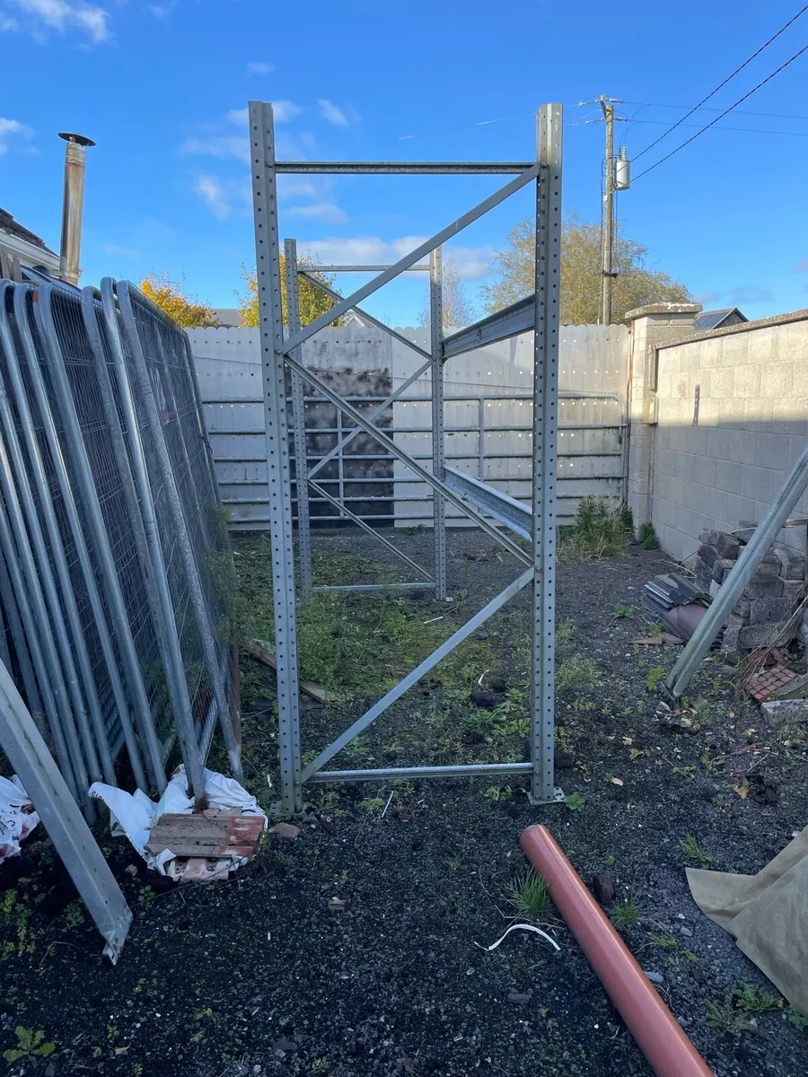 5 bays of 4ft racking - Image 1