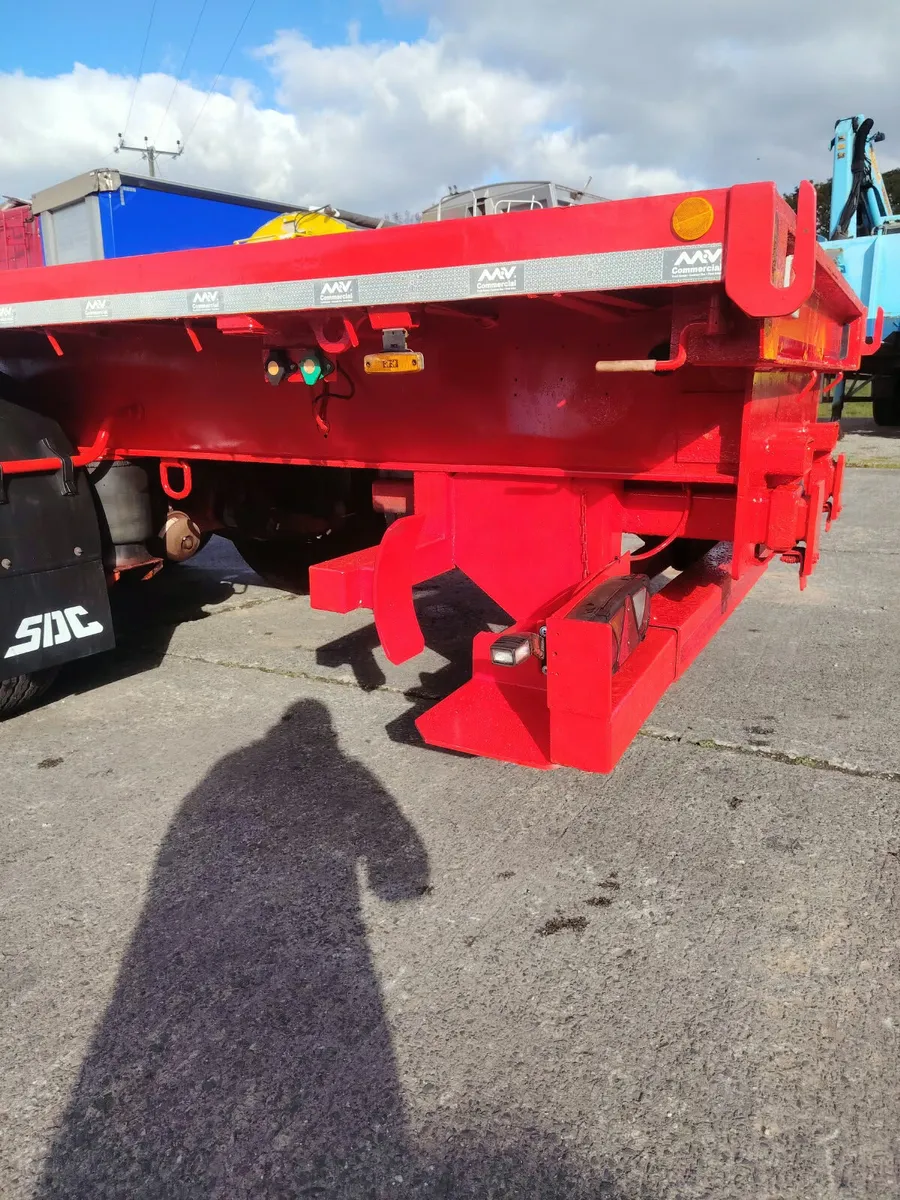 2013 Sdc flat 13.6 Moffet kit twist locks & posts - Image 4