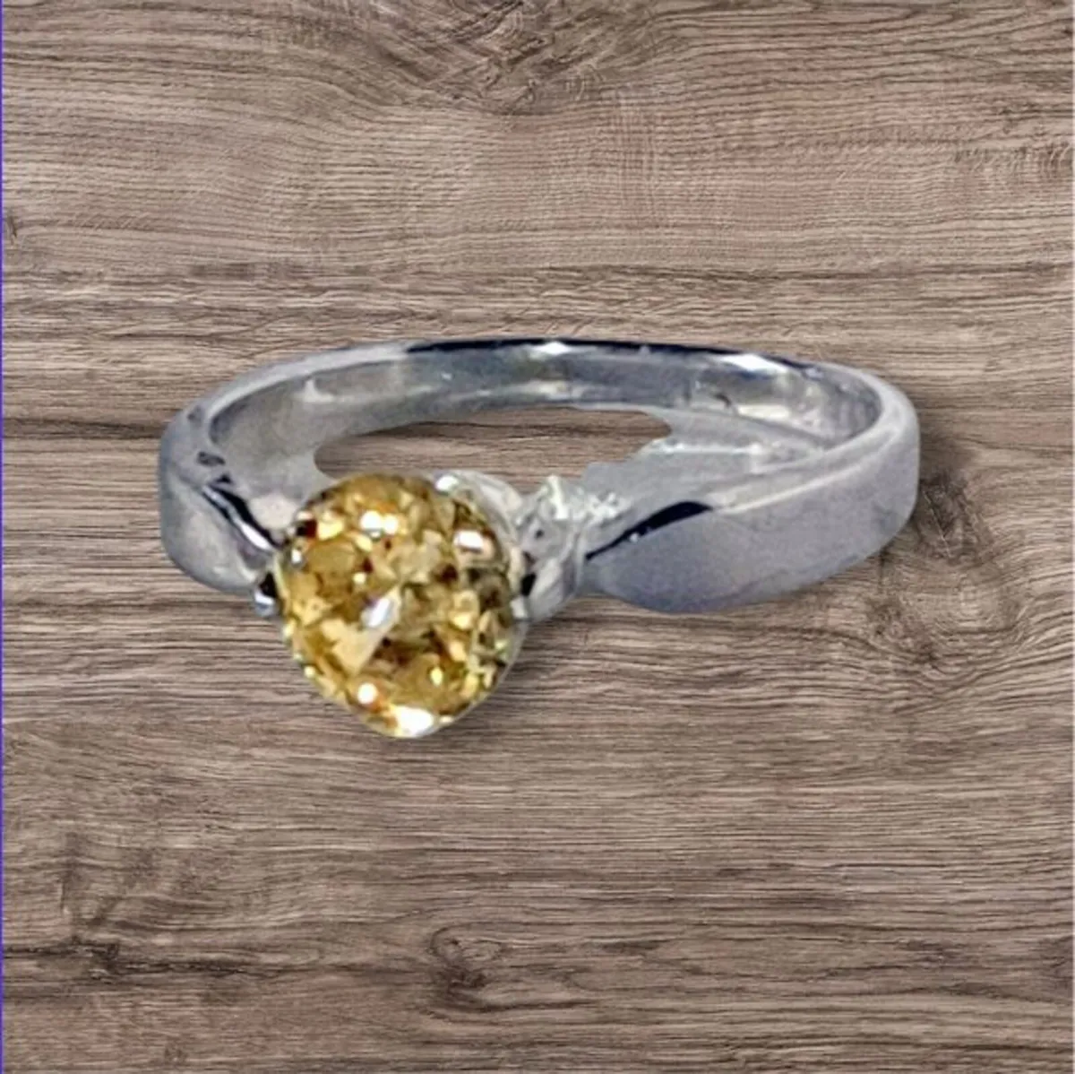 Vintage Champagne Sapphire Silver Solitaire - Image 4