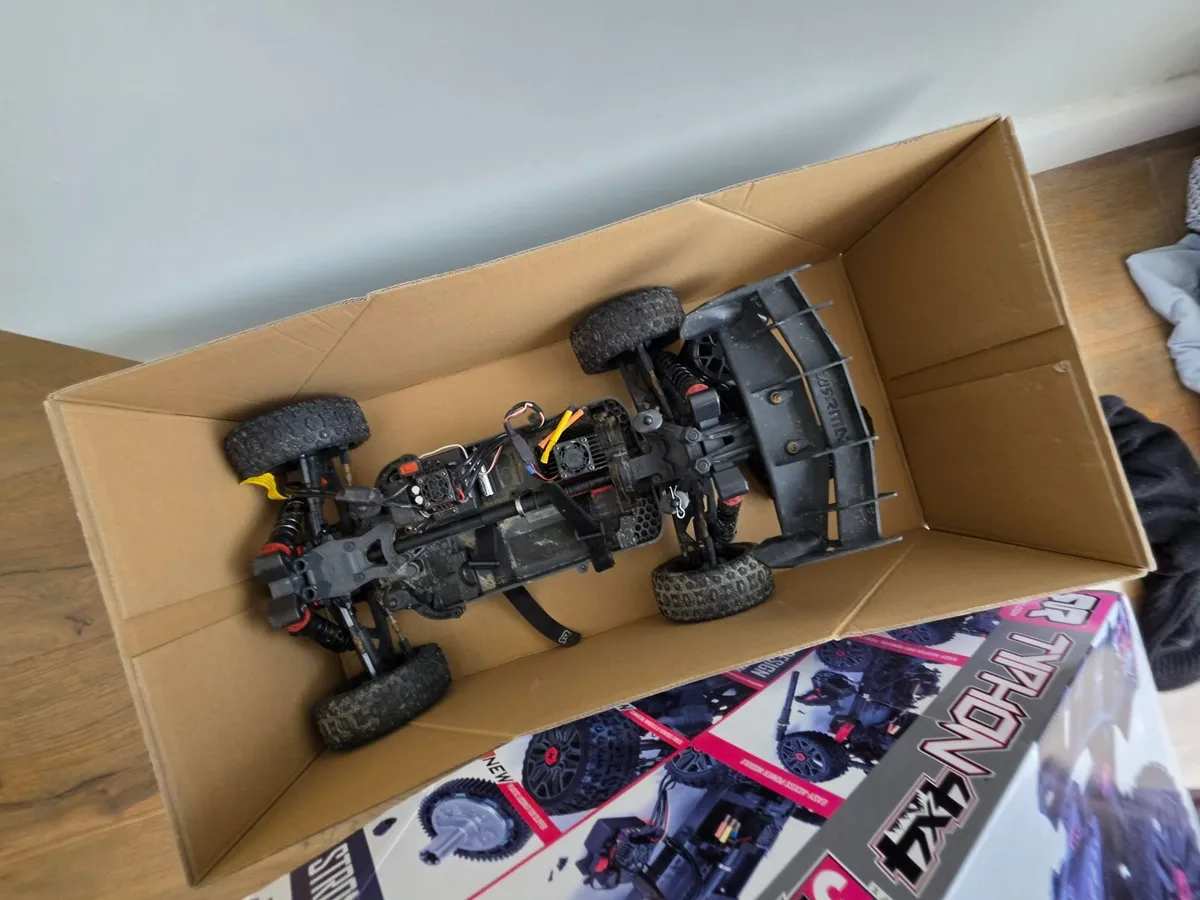 RC car  50 mph - Image 4