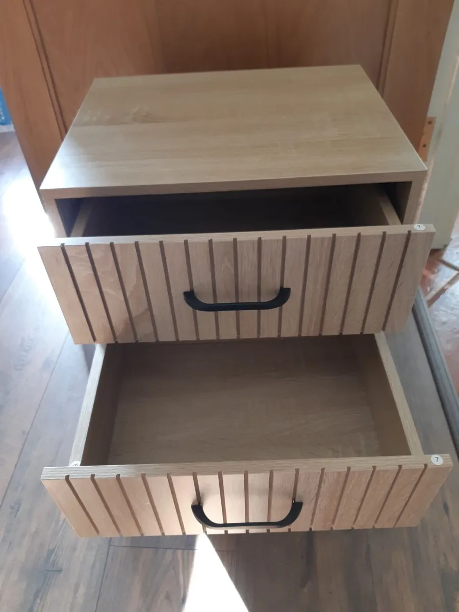 Bed side locker - Image 1