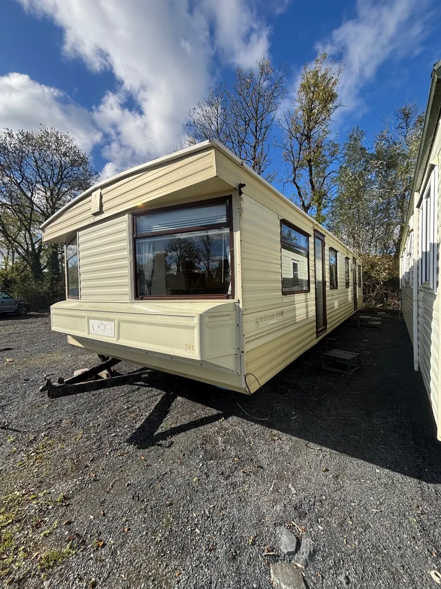 Mobile home - Image 1