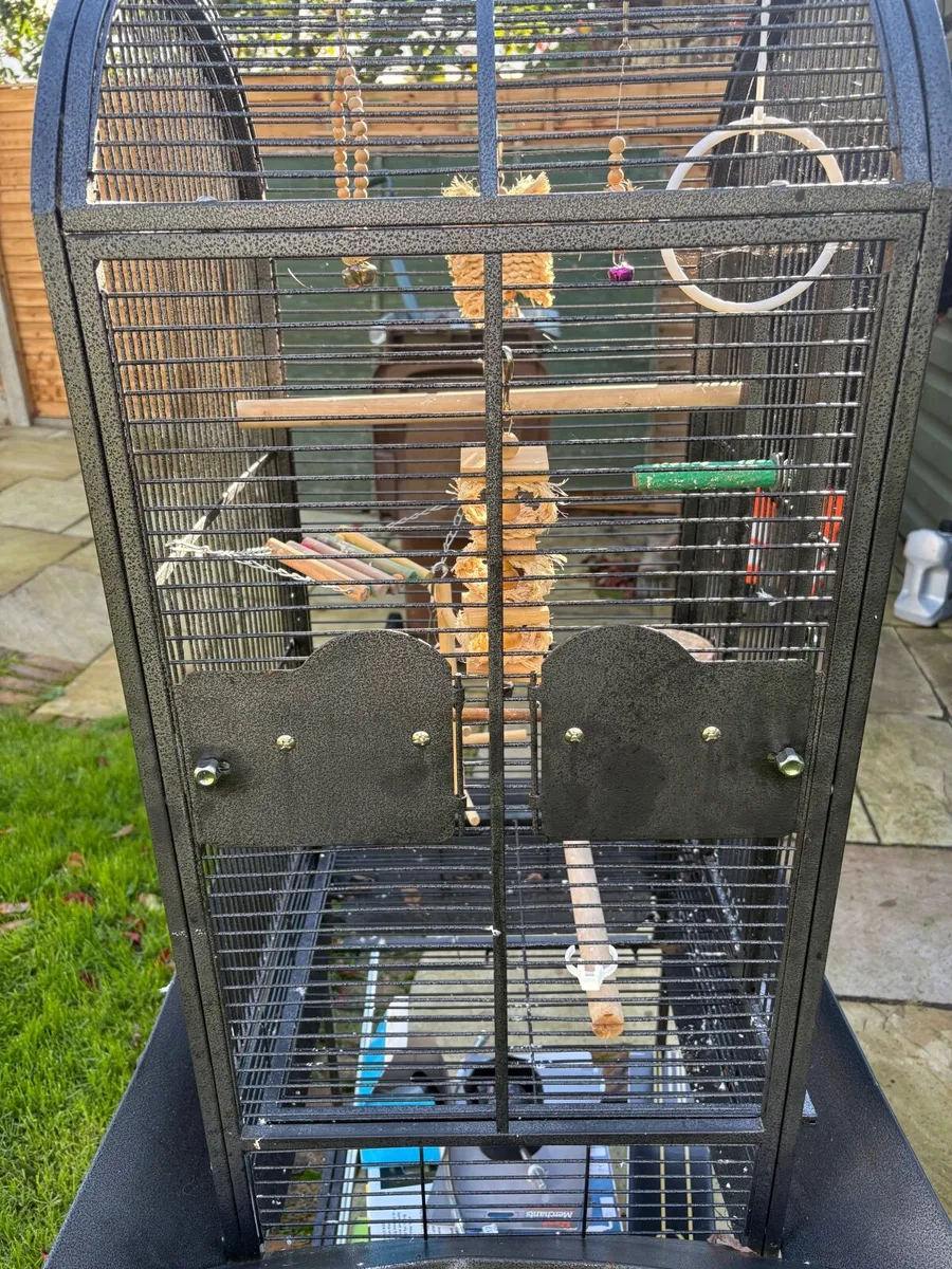 Cage - Image 2
