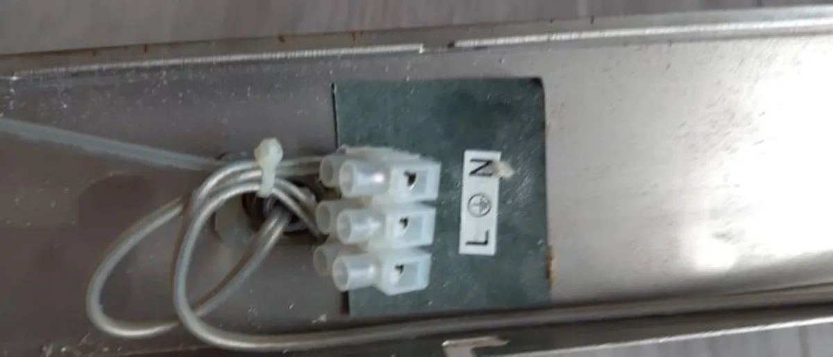 triple light like new - Image 1