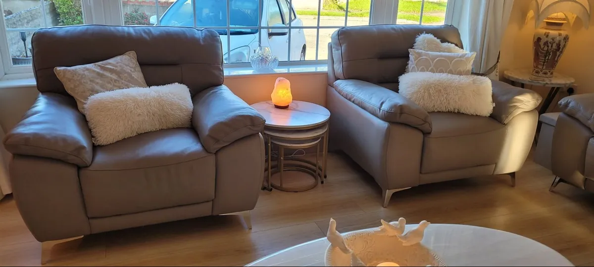 Sofas and Armchairs Three piece suite - Image 4