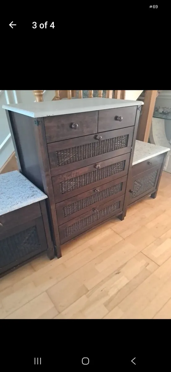 Chest of drawers and 2 lockers - Image 2