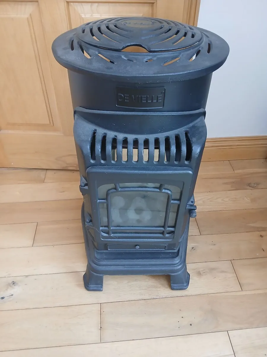 Gas Stove - Image 1