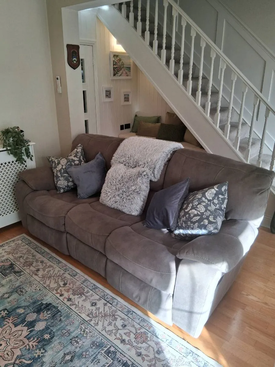Sofa 3 seater recliner and Single seater armchair - Image 2