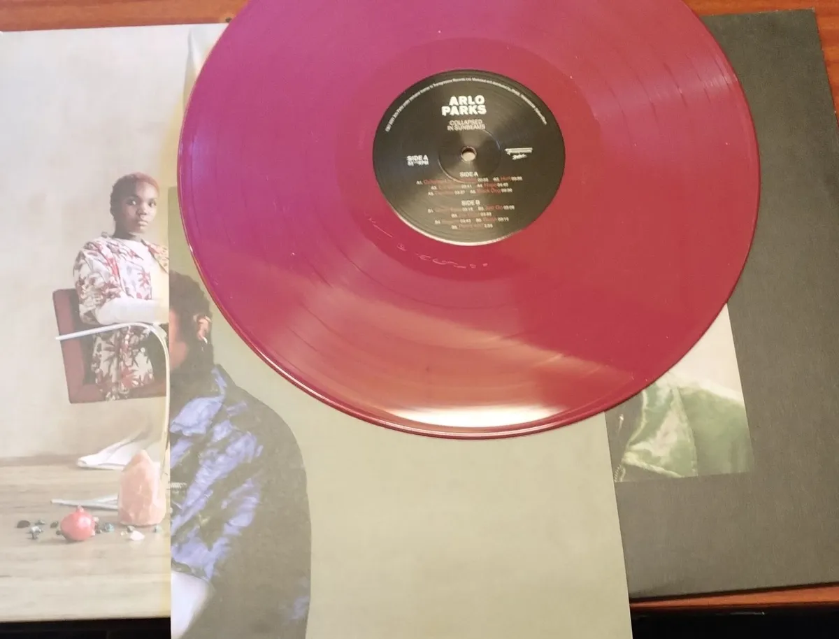ARLO PARKS - COLLAPSED IN SUNBEAMS Plum Red Vinyl