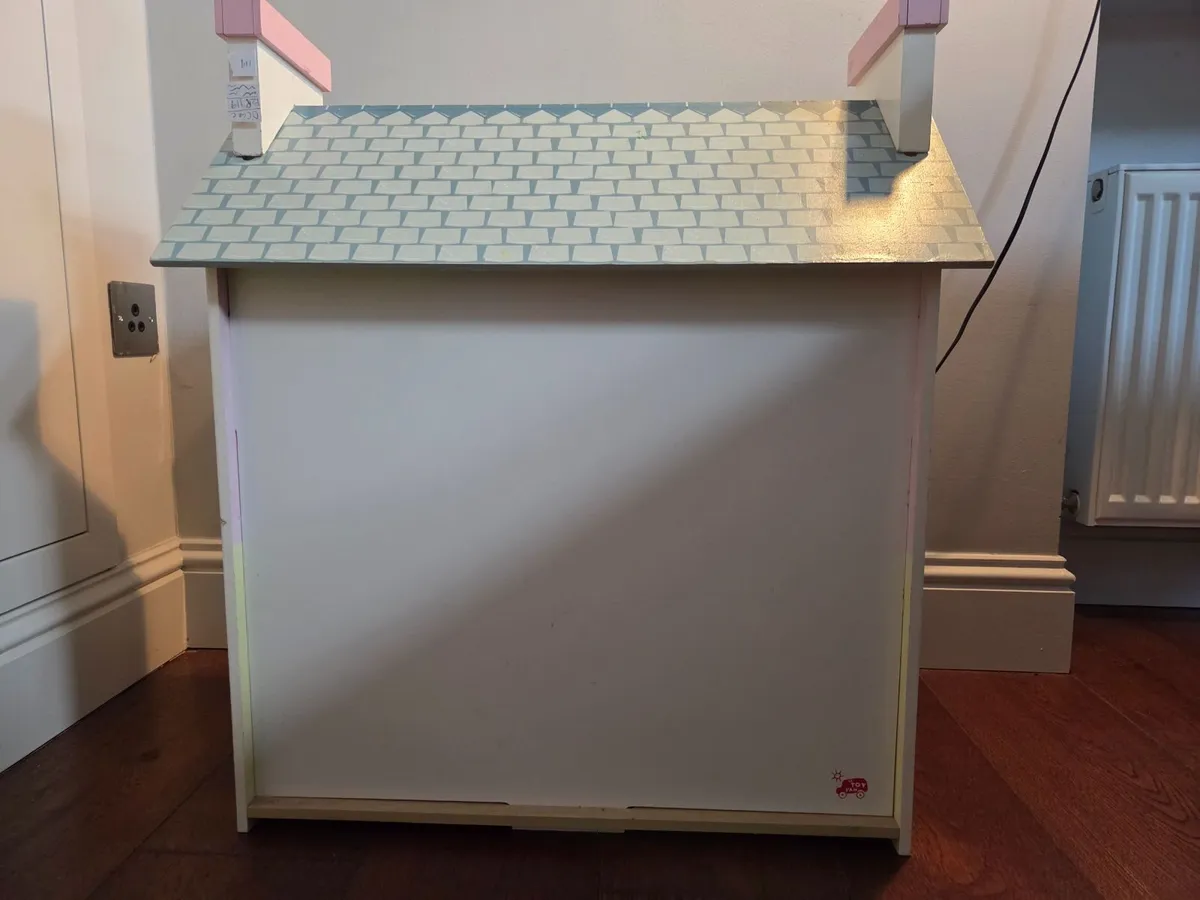 Dolls House - Image 3