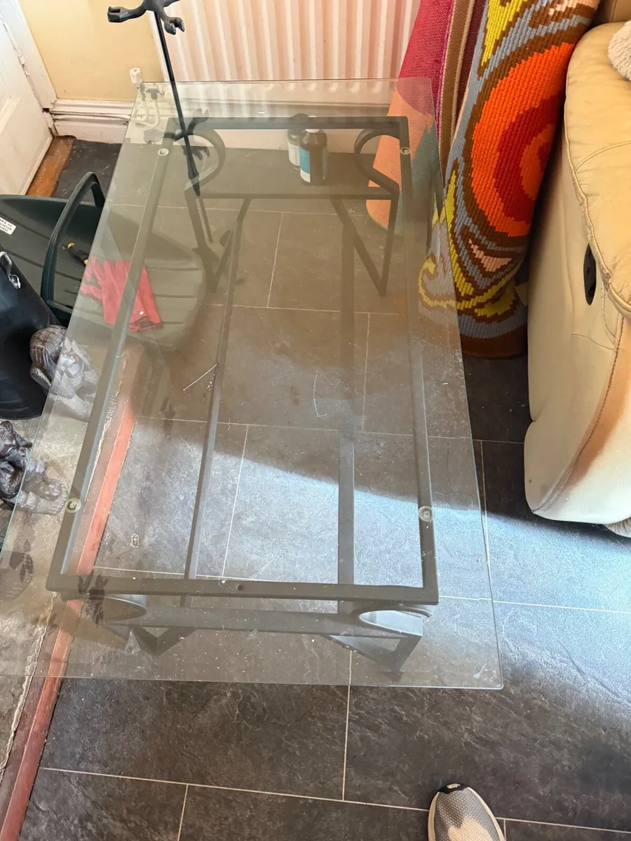 Coffee table - Image 1