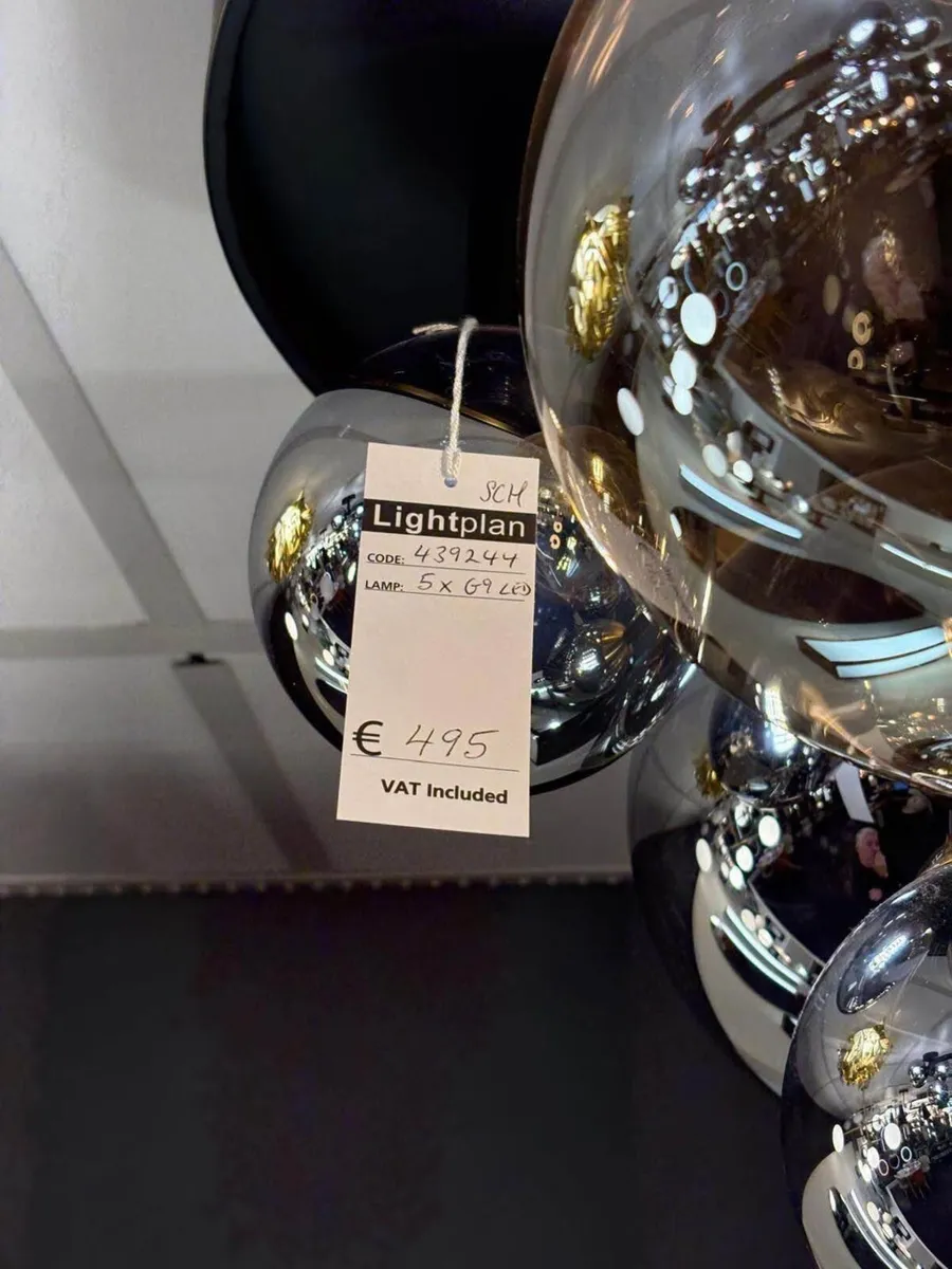 Contemporary 5-Light Smoked Glass Globe Ceiling LI - Image 4