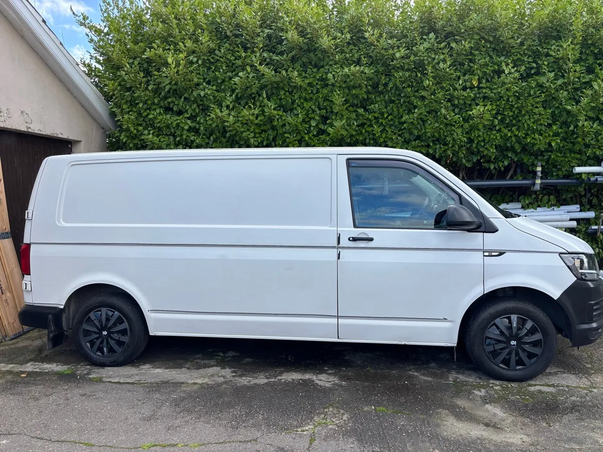 Volkswagen transporter - Image 1