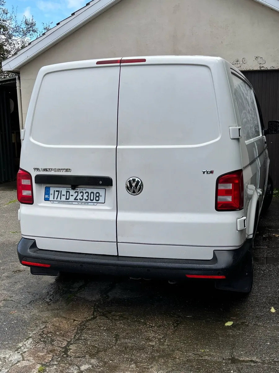 Volkswagen transporter - Image 4