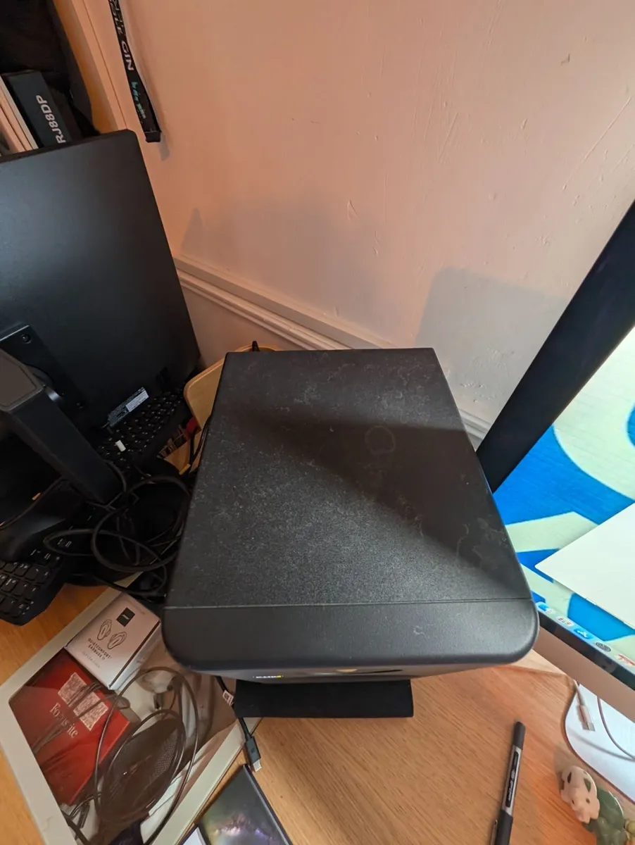 KRK Rokit 5 G4 studio monitors (pair), one faulty - Image 3