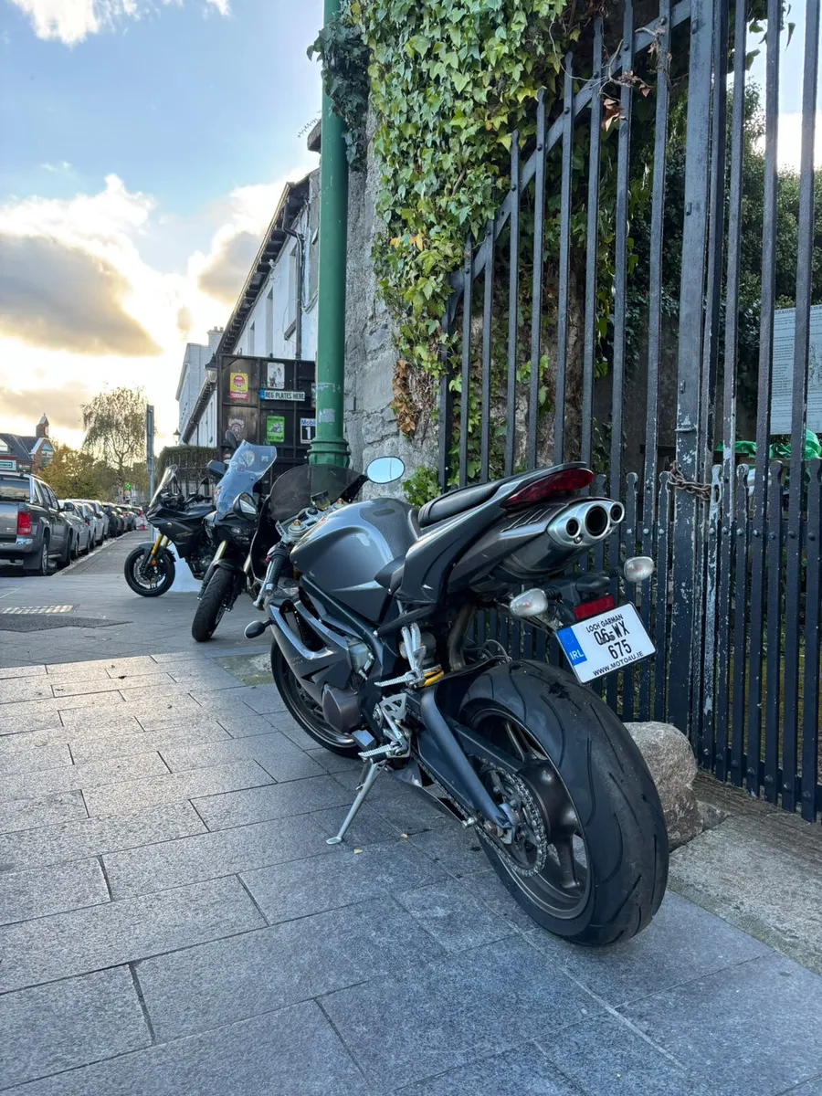 2006 TRIUMPH DAYTONA 675 MOTO4U - Image 2