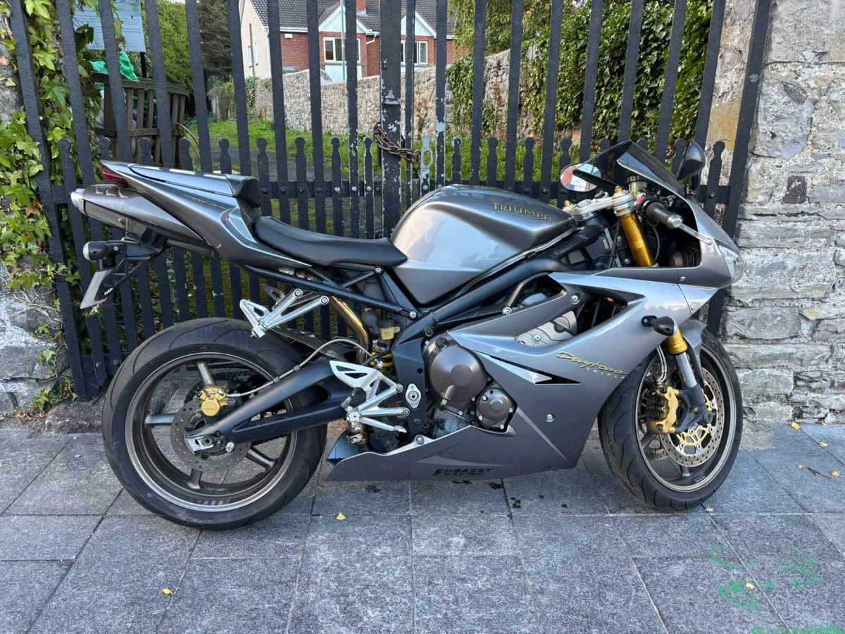 2006 TRIUMPH DAYTONA 675 MOTO4U - Image 1