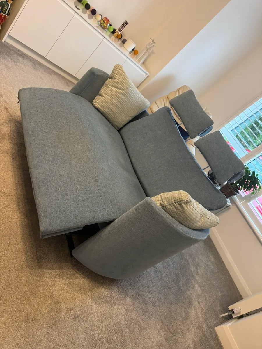 Recliner sofa - Image 3
