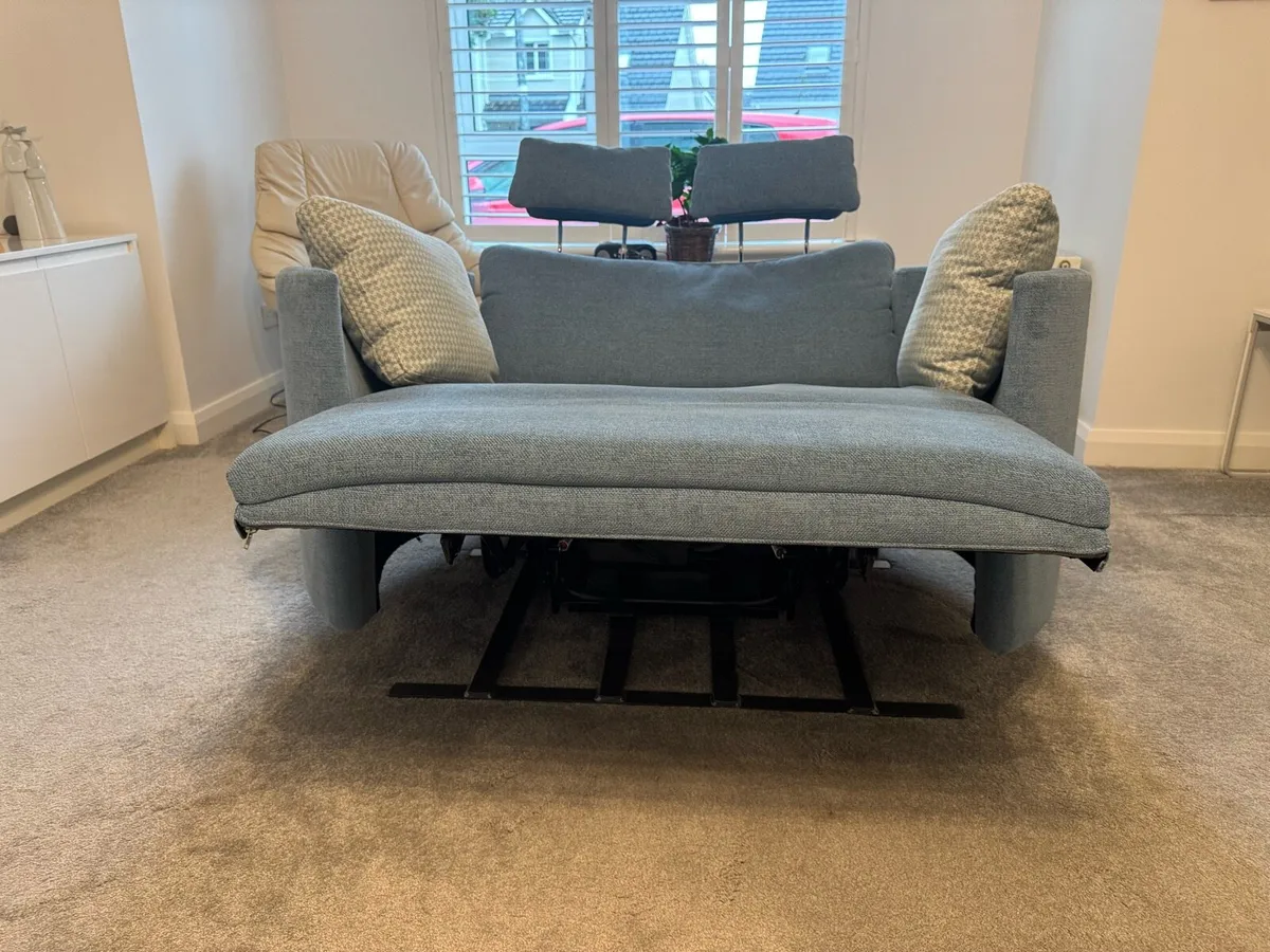 Recliner sofa - Image 4