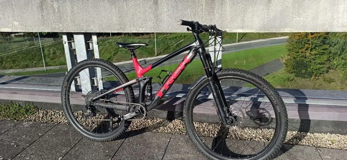 Trek Fuel EX 8 GX 2022  Size S tire 29 - Image 1