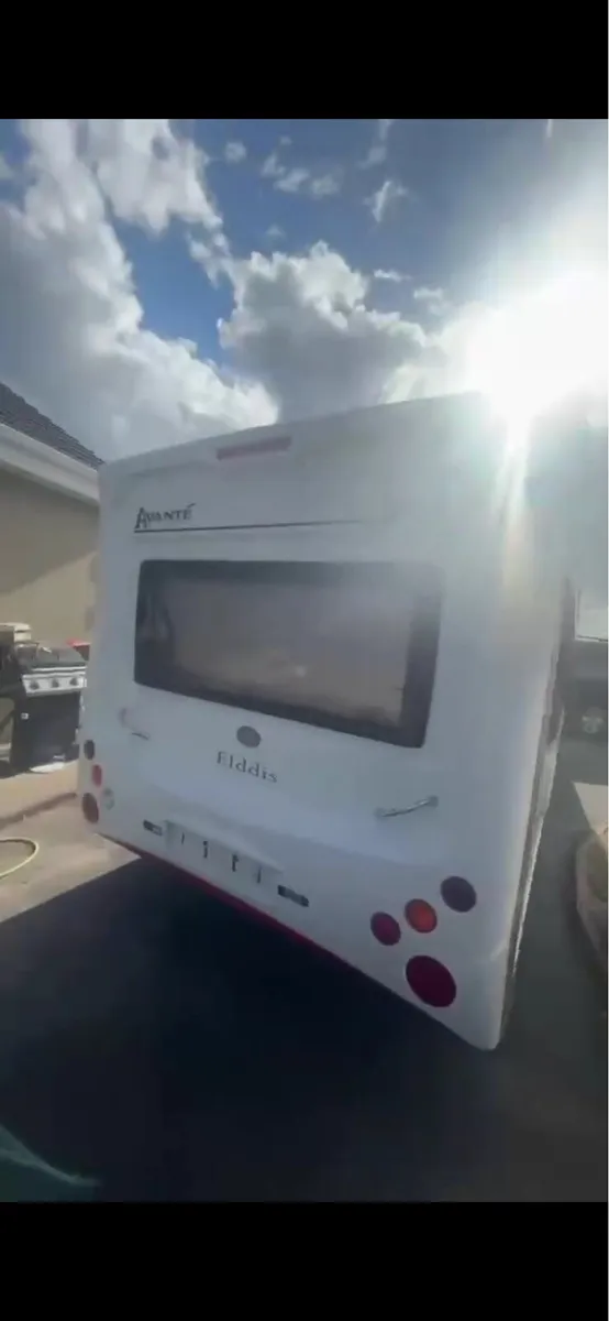 Caravan for sale - Image 3