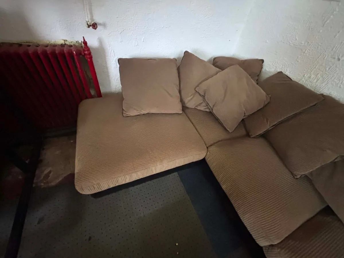 Corner sofa - Image 2