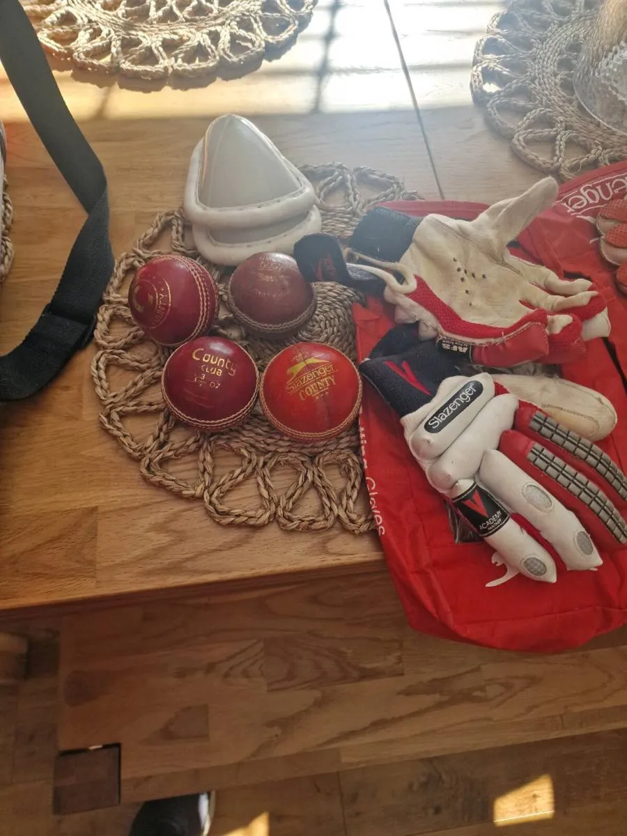 Child's cricket set - Image 2