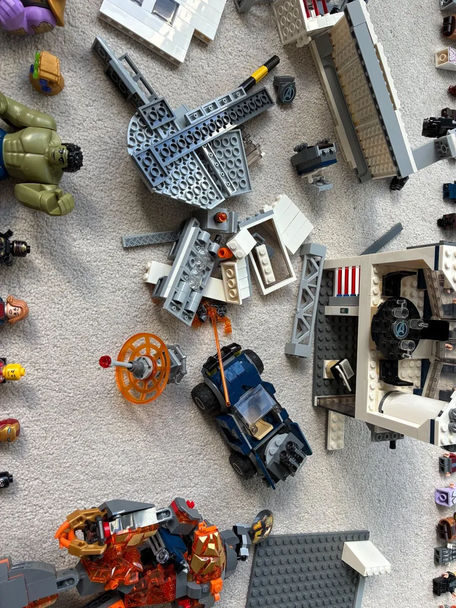 Lego Avengers Sets - Image 3