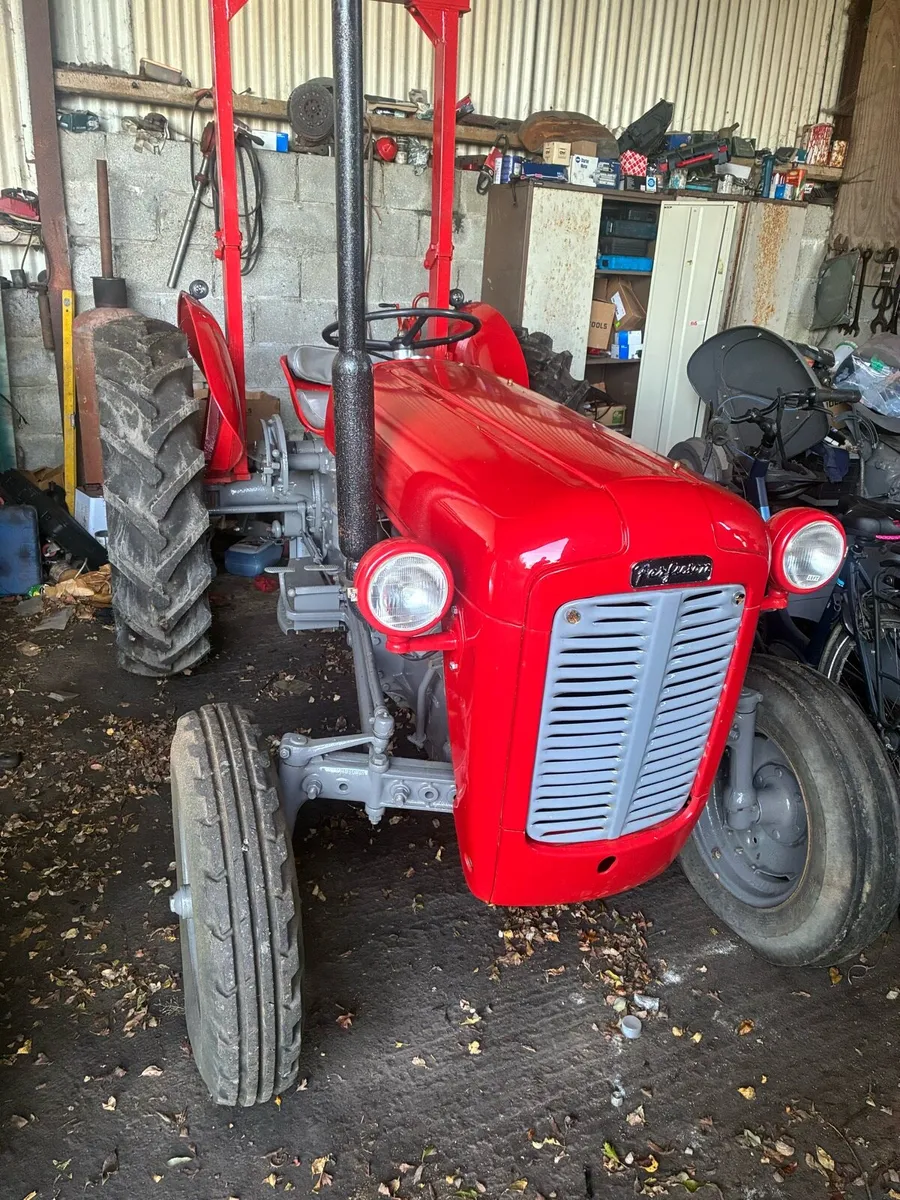 Fergusion 35 four cylinder - Image 1