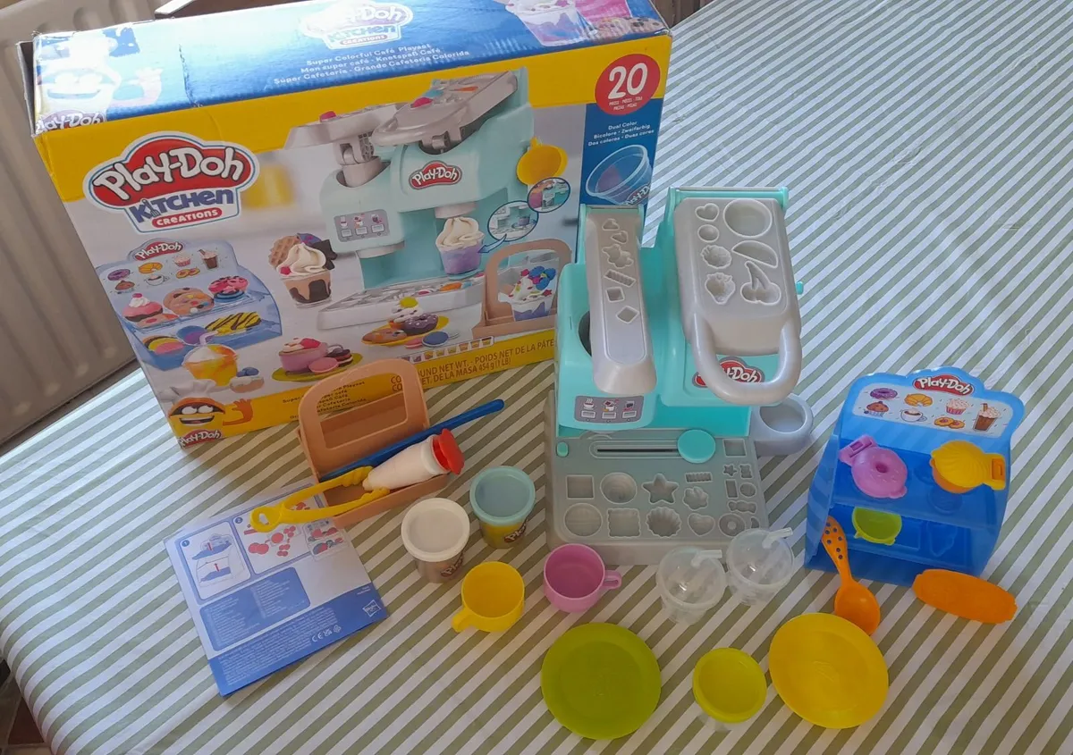 Play Dough Creative Café Kitchen set
