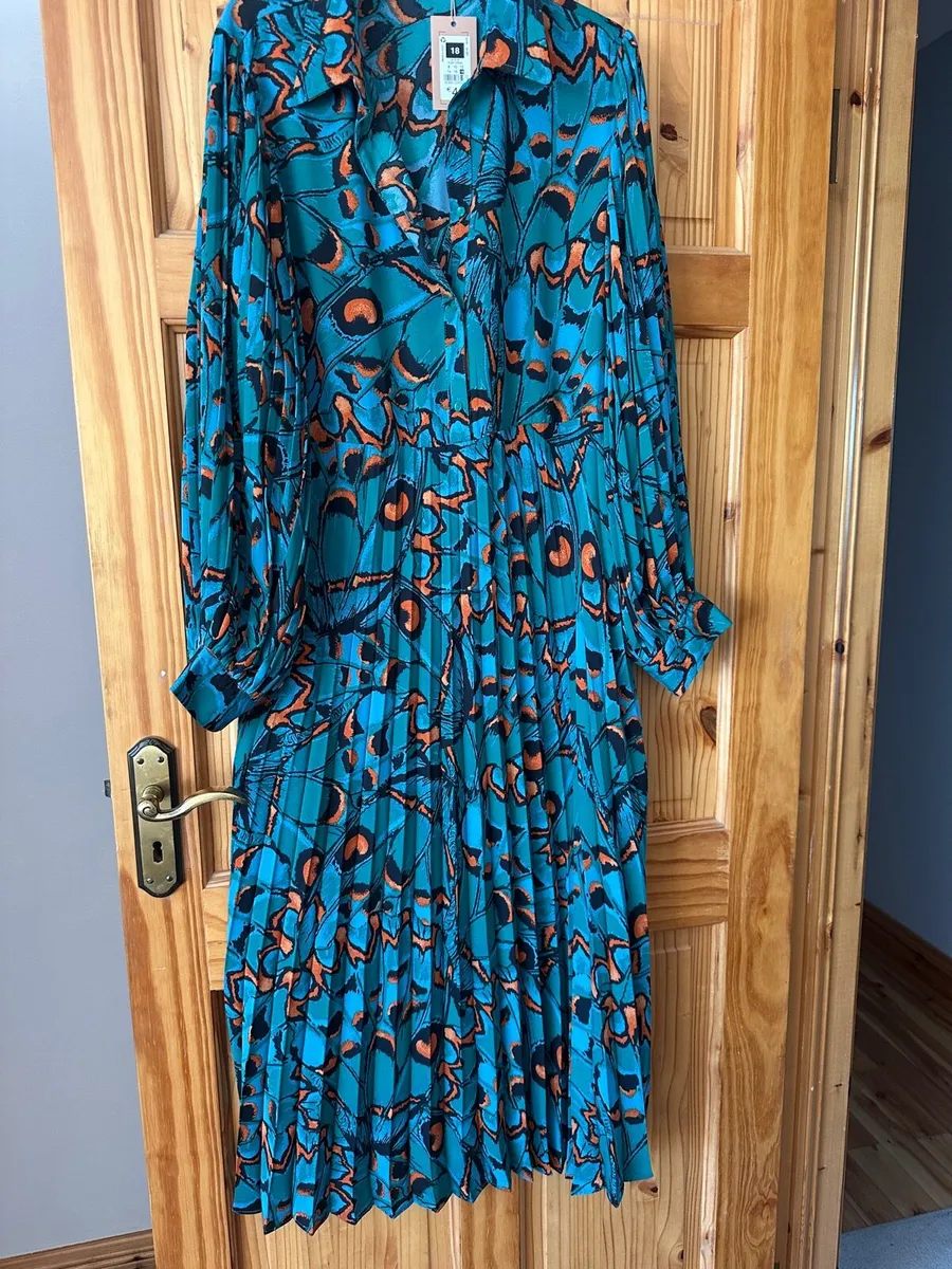 Dresses - Image 2