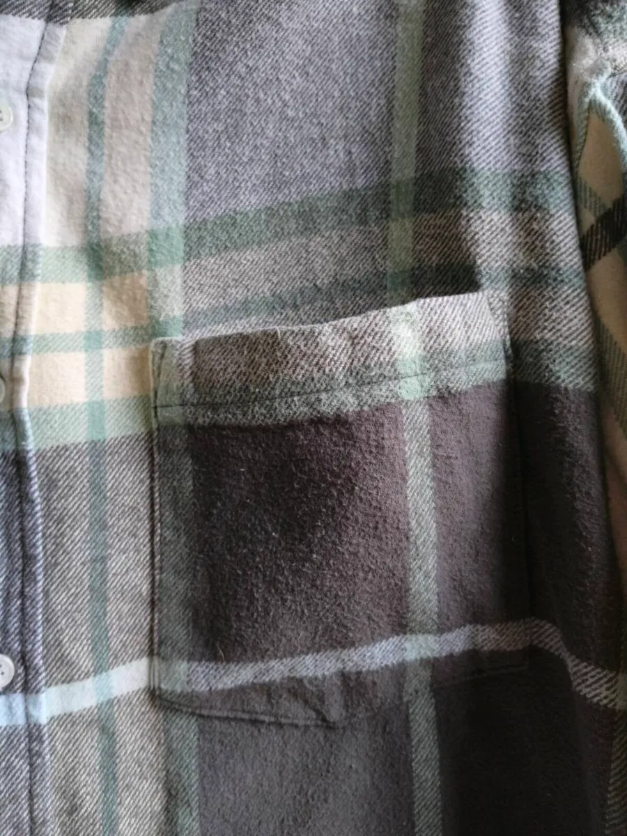 Asos design shirt. Flannel with Gray's And blues, - Image 3