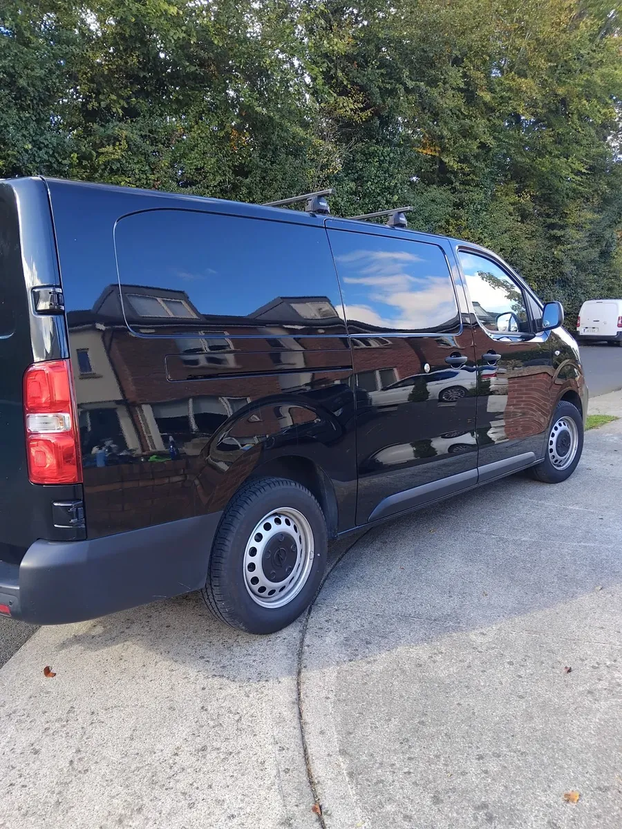 Opel Vivaro 2024 LWB L2 fully loaded 5703km No VAT - Image 1